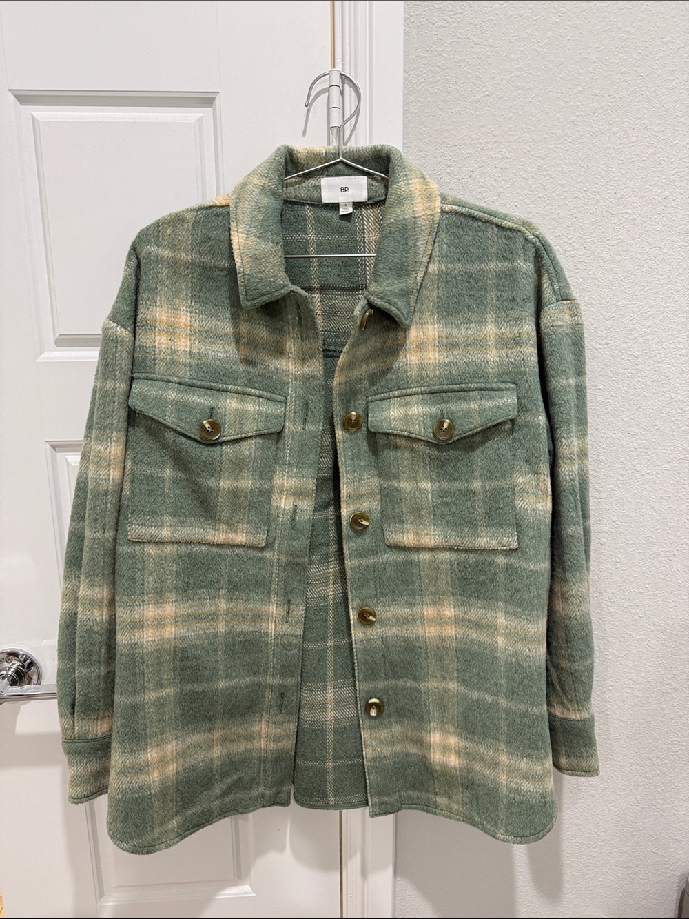 bp Green and Cream Plaid Lightweight Shacket